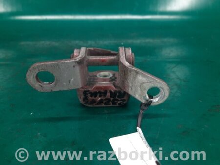 ФОТО Петля двери нижняя для Toyota Camry 30 XV30 (09.2001-03.2006) Киев