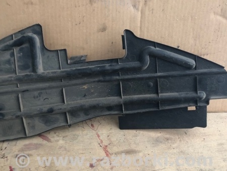 ФОТО Дефлектор радиатора для Toyota Avensis T250 (02.2003-10.2009) Киев