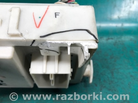 ФОТО Блок предохранителей салон для Mazda 3 BK (2003-2009) (I) Киев