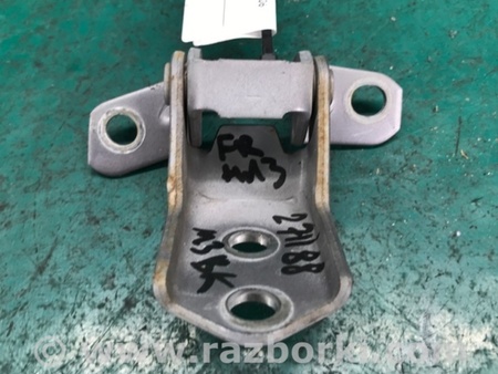 ФОТО Петля двери нижняя для Mazda 3 BK (2003-2009) (I) Киев
