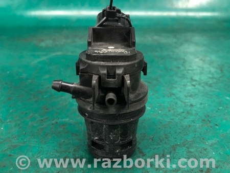 ФОТО Насос бачка стеклоомывателя для Mazda 3 BK (2003-2009) (I) Киев