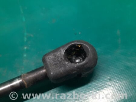 ФОТО Амортизатор крышки багажника для Mitsubishi Outlander XL Киев