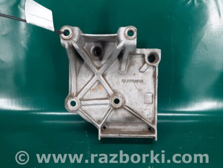 ФОТО Кронштейн компрессора кондиционера для Mitsubishi Outlander Киев