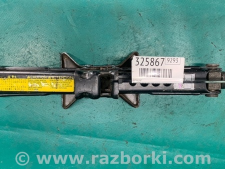 ФОТО Домкрат для Toyota Avalon XX30 (12.2004-10.2012) Киев