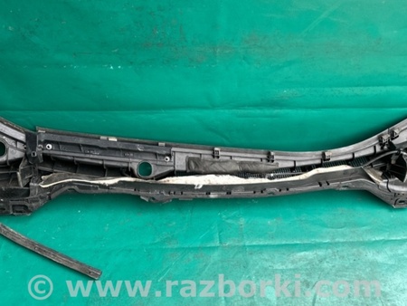 ФОТО Пластик под лобовое стекло (Жабо) для Mazda CX-9 TB (2007-2016) Киев