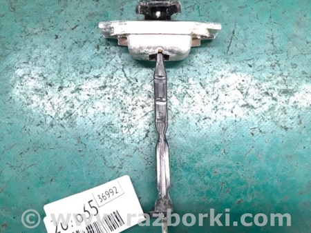 ФОТО Ограничитель двери для Toyota RAV-4 (05-12) Киев