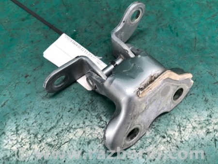 ФОТО Петля двери верхняя для Toyota RAV-4 (05-12) Киев