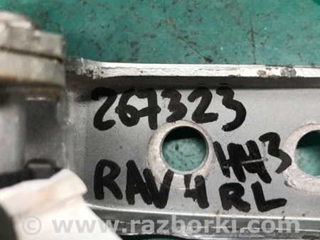 ФОТО Петля двери нижняя для Toyota RAV-4 (05-12) Киев