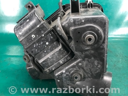 ФОТО Воздушный фильтр (корпус) для Toyota RAV-4 (05-12) Киев