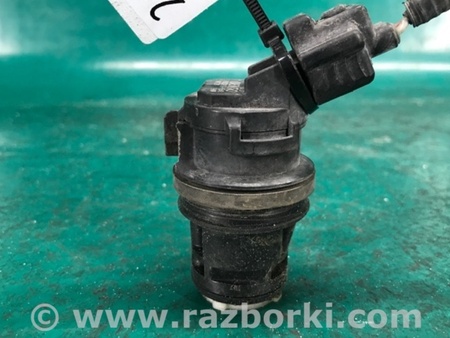 ФОТО Насос бачка стеклоомывателя для Lexus RX300/330/350/400 (03-09) Киев