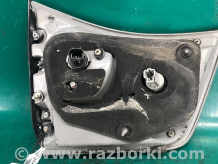 ФОТО Фонарь задний внутренний для Lexus RX300/330/350/400 (03-09) Киев