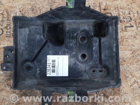 ФОТО Полка аккумулятора для Mazda CX-9 TB (2007-2016) Киев