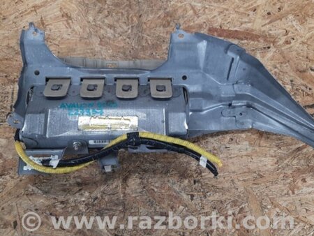 ФОТО AirBag коленей для Toyota Avalon XX30 (12.2004-10.2012) Киев