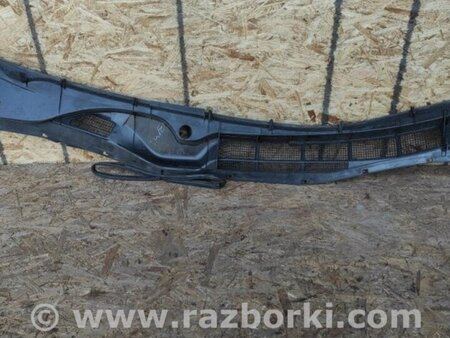 ФОТО Пластик под лобовое стекло (Жабо) для Toyota Avalon XX30 (12.2004-10.2012) Киев