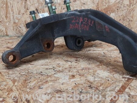 ФОТО Цапфа для Toyota Avalon XX30 (12.2004-10.2012) Киев