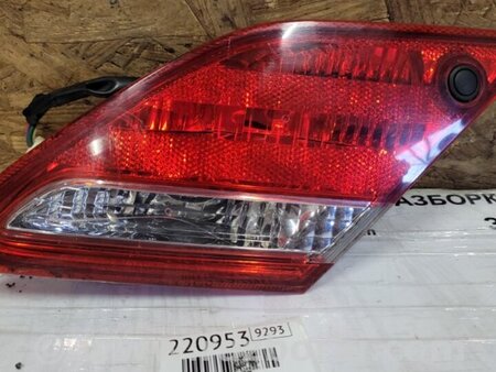 ФОТО Фонарь задний внутренний для Toyota Avalon XX30 (12.2004-10.2012) Киев