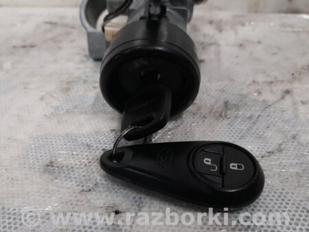 ФОТО Замок зажигания для Subaru Forester SG Киев