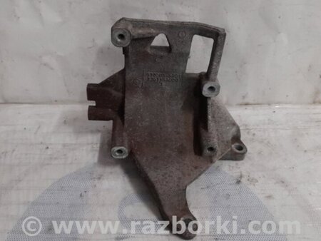 ФОТО Кронштейн компрессора кондиционера для Subaru Forester SG Киев