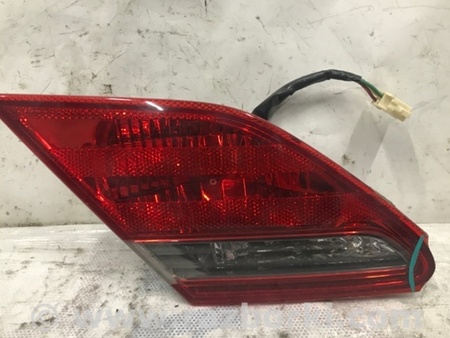 ФОТО Фонарь задний внутренний для Toyota Avalon XX30 (12.2004-10.2012) Киев