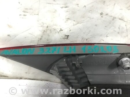 ФОТО Фонарь задний внутренний для Toyota Avalon XX30 (12.2004-10.2012) Киев