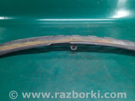ФОТО Решетка переднего бампера для Toyota Matrix (08-14) Киев