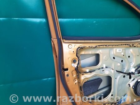 ФОТО Дверь для Toyota Matrix (08-14) Киев