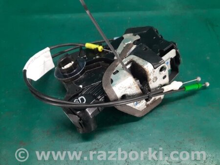 ФОТО Замок двери для Toyota Matrix (08-14) Киев