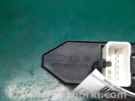 ФОТО Кнопка стеклоподьемника для Hyundai Elantra HD (04.2006-03.2012) Киев