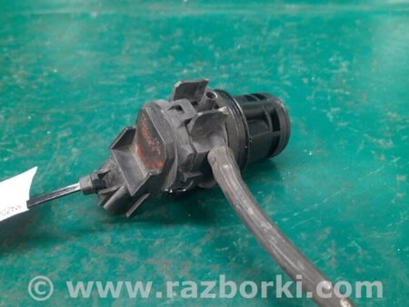 ФОТО Насос бачка стеклоомывателя для Mazda 3 BK (2003-2009) (I) Киев