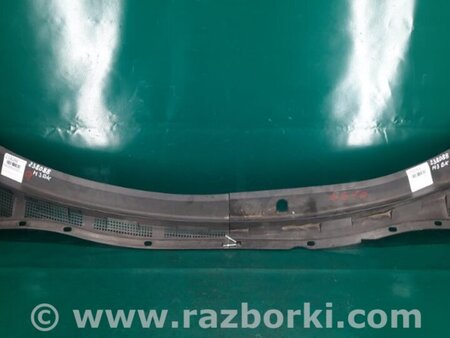 ФОТО Пластик под лобовое стекло (Жабо) для Mazda 3 BK (2003-2009) (I) Киев