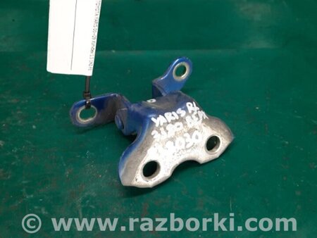 ФОТО Петля двери верхняя для Toyota Yaris (05-11) Киев