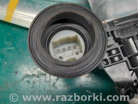 ФОТО Стеклоподъемник для Toyota Yaris (05-11) Киев