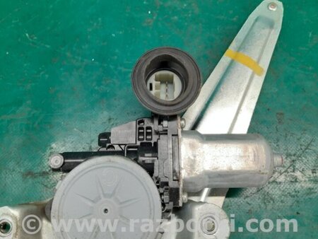 ФОТО Стеклоподъемник для Toyota Yaris (05-11) Киев