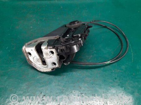ФОТО Замок двери для Toyota Yaris (05-11) Киев