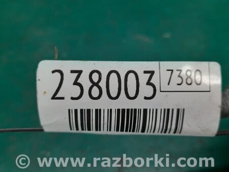 ФОТО Петля крышки багажника для Toyota Yaris (05-11) Киев