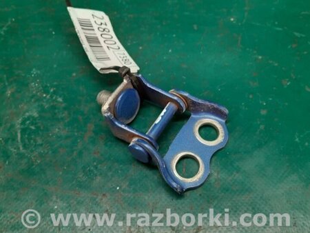 ФОТО Петля крышки багажника для Toyota Yaris (05-11) Киев