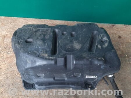 ФОТО Топливный бак для Toyota Yaris (05-11) Киев