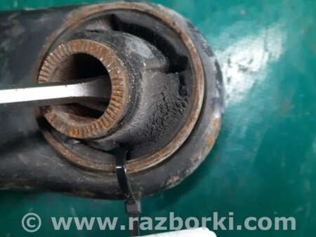 ФОТО Рычаг передний нижний для Toyota Yaris (05-11) Киев