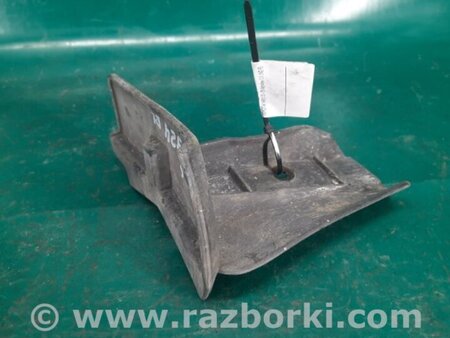 ФОТО Брызговик для Toyota Yaris (05-11) Киев