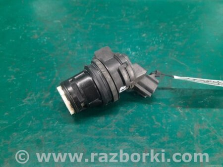 ФОТО Насос бачка стеклоомывателя для Toyota Yaris (05-11) Киев