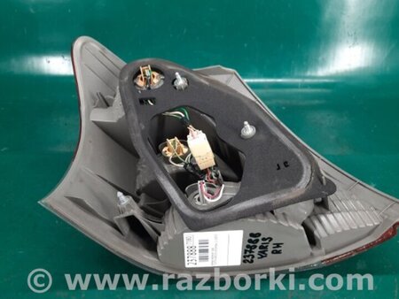 ФОТО Фонарь задний наружный для Toyota Yaris (05-11) Киев