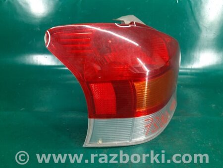 ФОТО Фонарь задний наружный для Toyota Yaris (05-11) Киев
