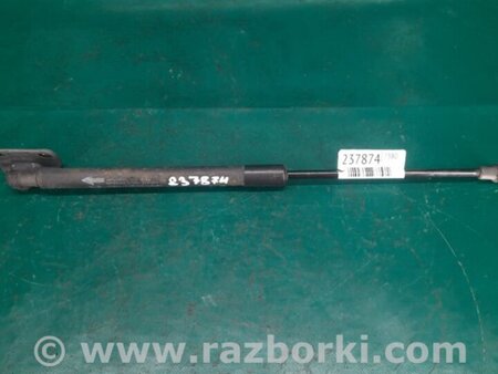 ФОТО Амортизатор крышки багажника для Toyota Yaris (05-11) Киев