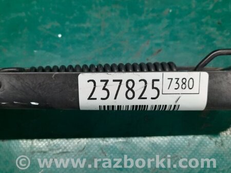 ФОТО Поводок дворника для Toyota Yaris (05-11) Киев