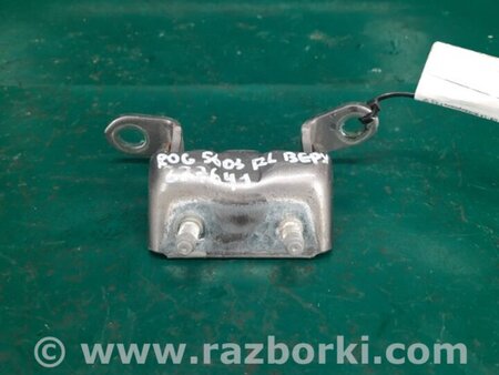 ФОТО Петля двери верхняя для Nissan Rogue (08-14) Киев