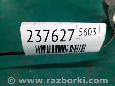 ФОТО Петля двери верхняя для Nissan Rogue (08-14) Киев
