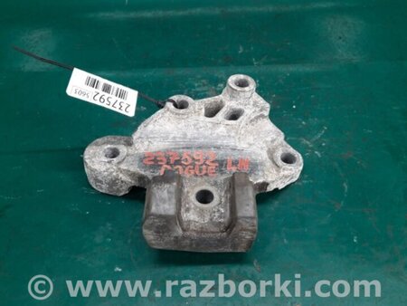 ФОТО Кронштейн крепления двигателя для Nissan Rogue (08-14) Киев