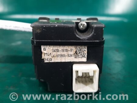 ФОТО Кнопка аварийки для Toyota Camry 40 XV40 (01.2006-07.2011) Киев