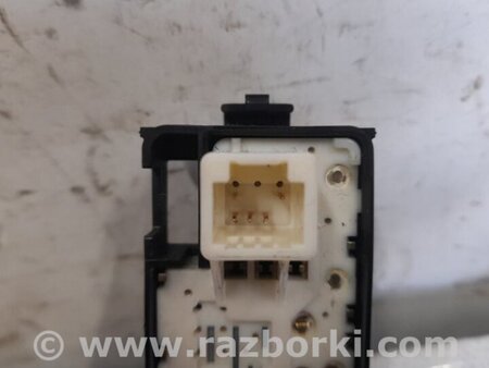 ФОТО Кнопка стеклоподьемника для Toyota RAV-4 (05-12) Киев