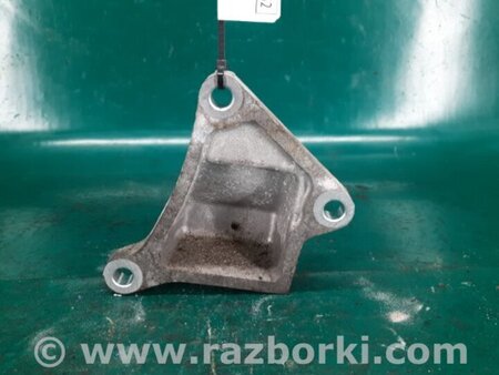 ФОТО Кронштейн крепления КПП для Lexus GS350 Киев
